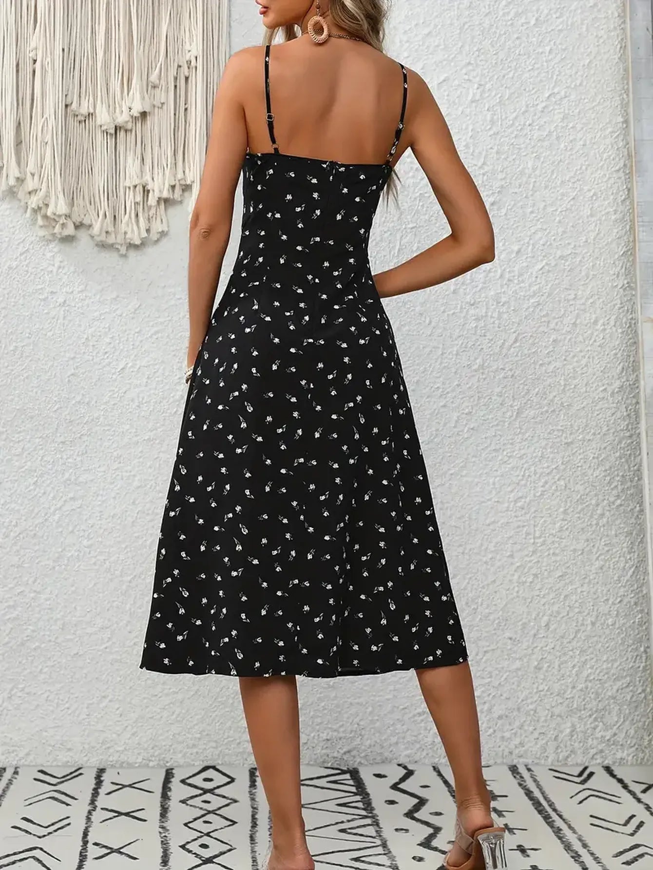 Elegant Sommerkjole med Blomsterprint & Slids
